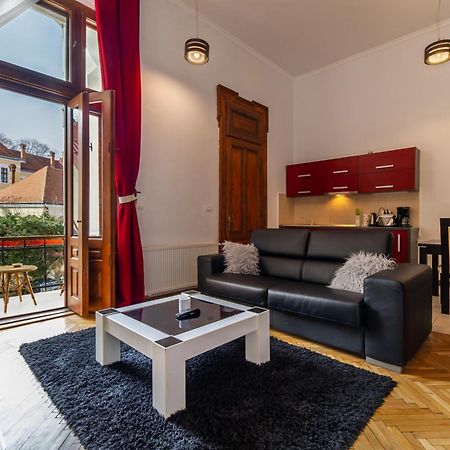 Select City Center Apartments Brasov Exterior photo