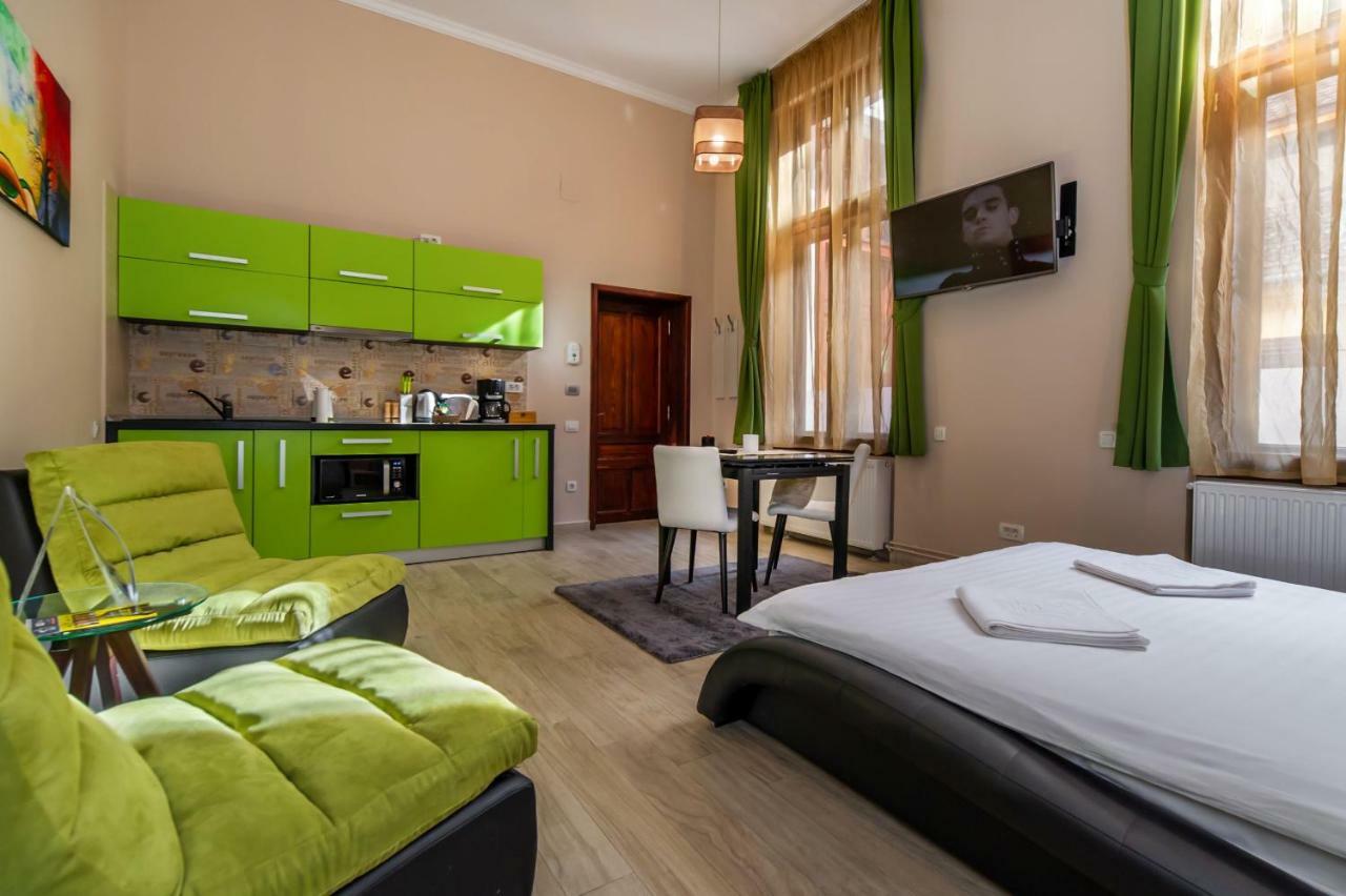 Select City Center Apartments Brasov Exterior photo